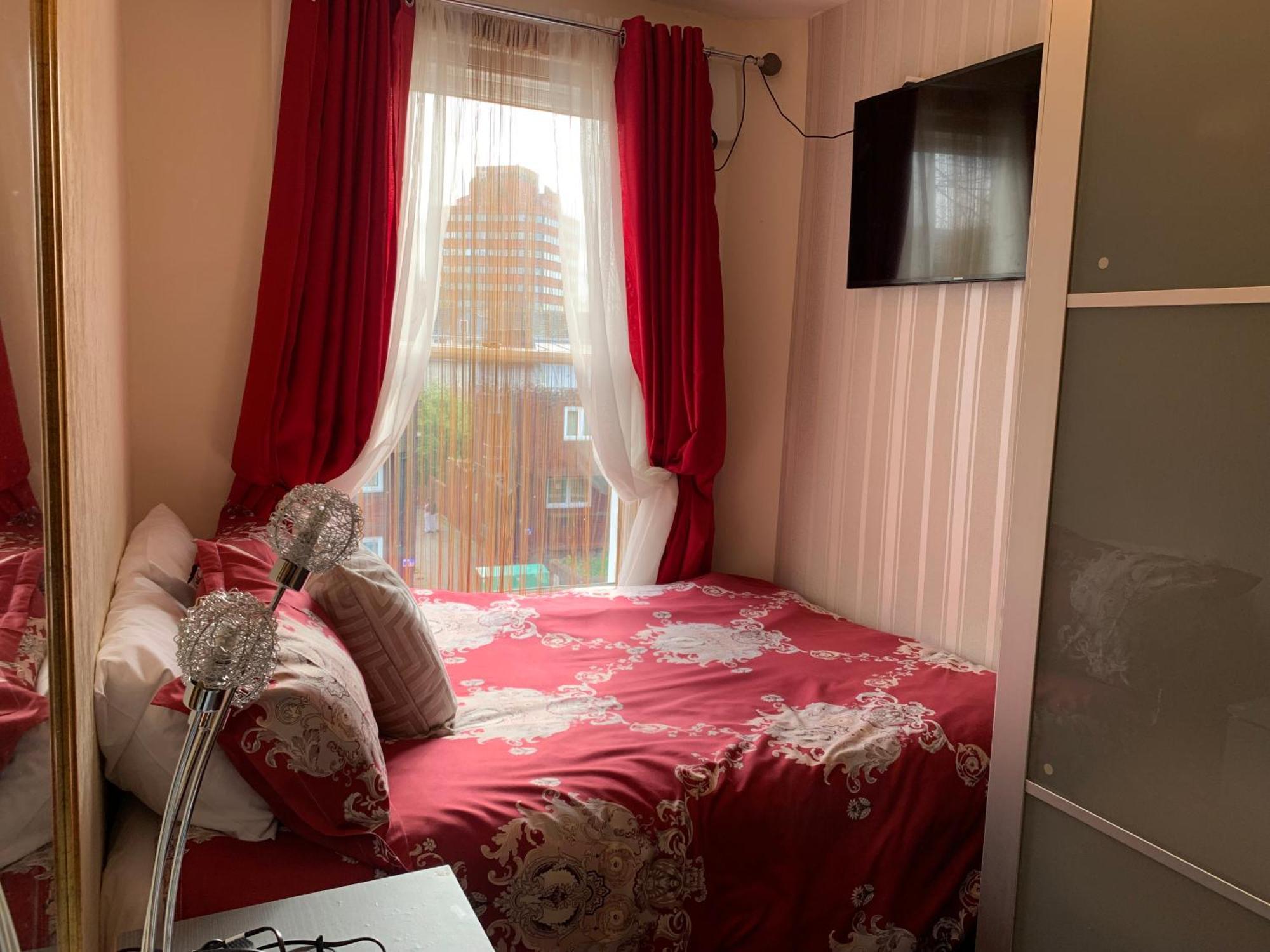 Superbly Furnished In Лондон